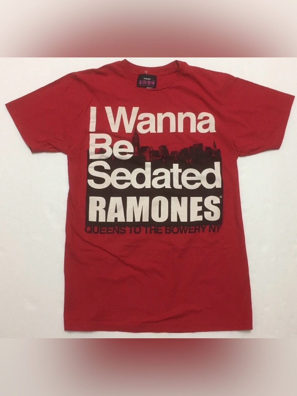 Ramones T-shirt "I Wanna Be Sedated" Size Medium Queens to the Bowery NY Tee